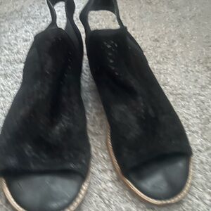 Soft Style Black Sandals with Slingback Strap